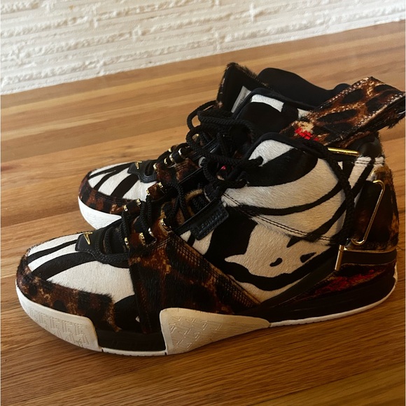 LeBron 2 Nike size 12 beast - Picture 4 of 4